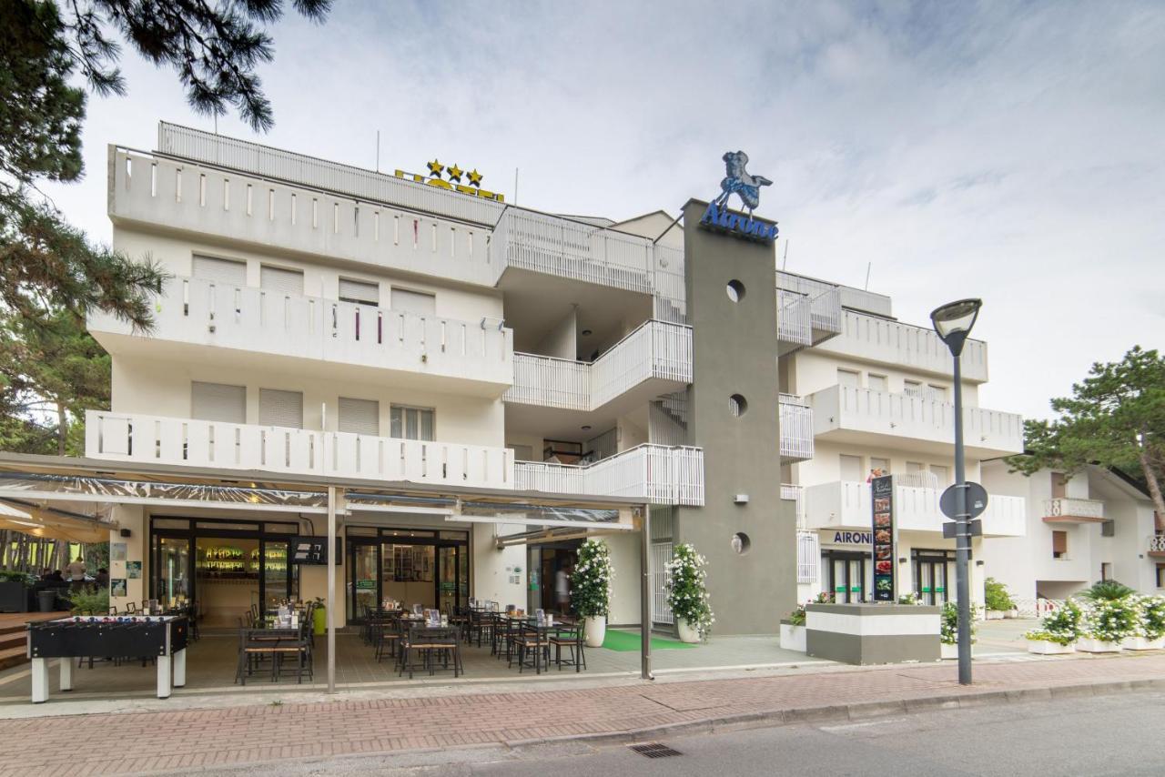 Hotel Airone (Adults Only) Бибионе Экстерьер фото