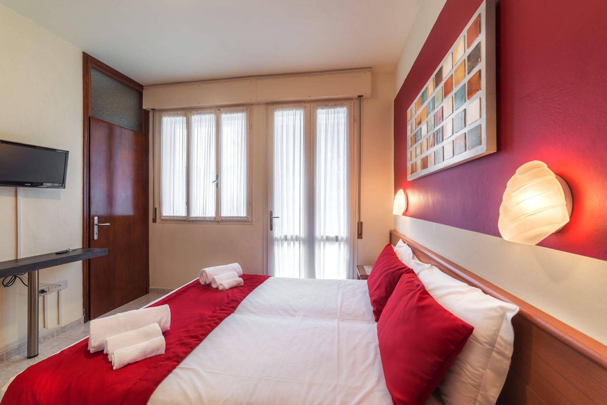 Hotel Airone (Adults Only) Бибионе Экстерьер фото