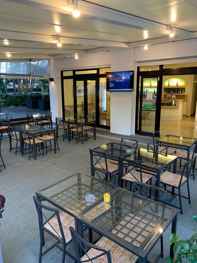 Hotel Airone (Adults Only) Бибионе Экстерьер фото